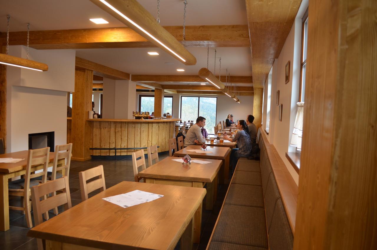 Kubova Huť Hotel Kristian מראה חיצוני תמונה